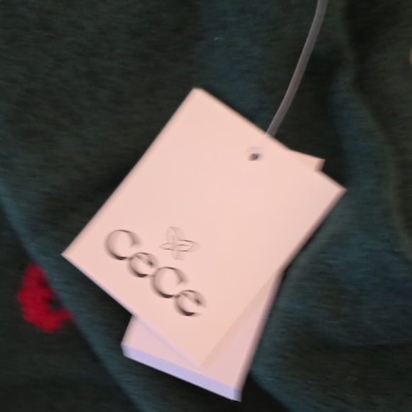 NWT C.C Dark Green Crewneck Sweater with Martini Design - Picture 6 of 7